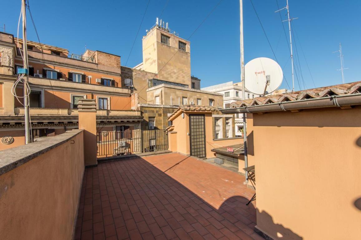 Appartement Barberini Cozy Terrace à Rome Extérieur photo